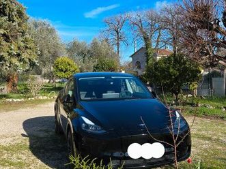 tesla model y premium rwd