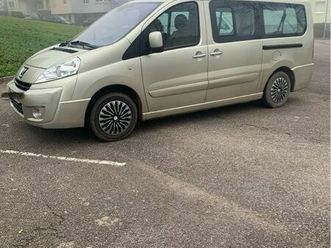 peugeot expert 2 litres hdi 9 place long