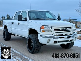 2004.5 gmc sierra sle 2500hd 4x4 lly diesel **amazing shape**