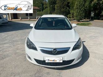 opel astra 2.0 cdti 165cv sports tourer aut. cosmo