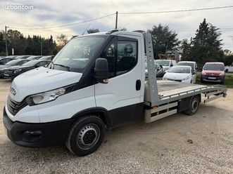 iveco 35s18 depanneuse porte voiture 3.0 180 cv bvm6 1ere main an:02/2023 35000 km