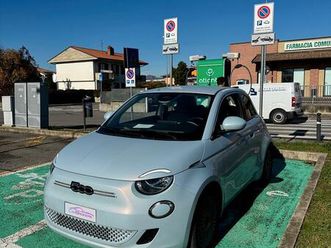 fiat 500 500e berlina 42 kwh icon