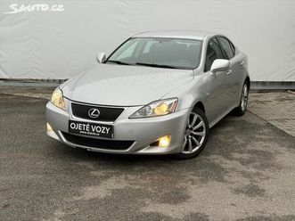 lexus is 2,5