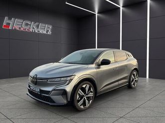 renault megane e-tech ev60 220 iconic