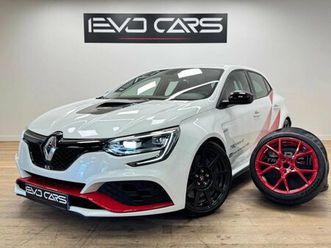 renault megane 4 rs trophy r n°411/500 / ppf face avant / akrapovic / caméra / jantes carbone