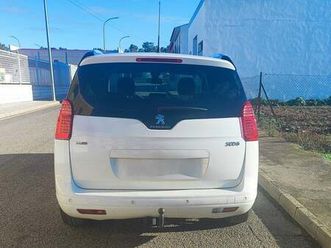 peugeot 5008 1.6 bluehdi style 7 pl. eat6 120