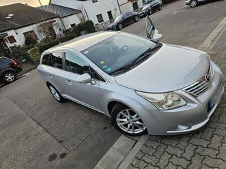 toyota avensis combi 2,2 d-4d business edition