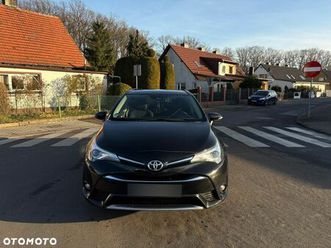 toyota avensis 2.0 d-4d prestige