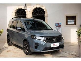 auto con allestimento trasporto carrozzina