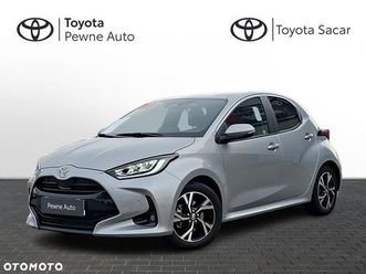 toyota yaris hybrid 1.5 style