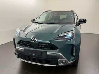 toyota yaris cross 1.5 vvt-i hsd premium awd-i: réserver un essai sur route !