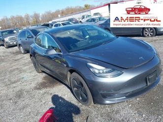 tesla model 3 2019r., mid range, od ubezpieczalni elektryczny 271km