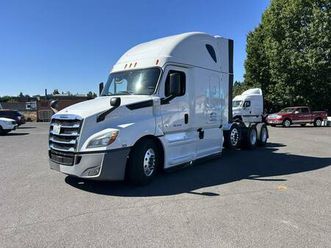 2019 freightliner cascadia 126 4 axle