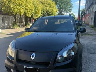 renault sandero 2014, 120 mil km con navegador