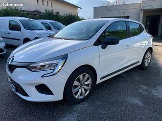 tout doit disparaître avant le 31/12 clio 5 ste air historique complet renault 7075 ht