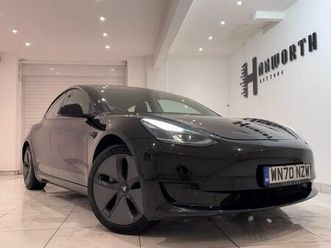 standard range plus auto rwd 4dr