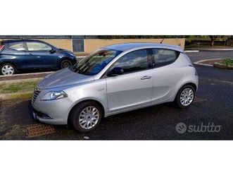 lancia ypsilon 3ª serie 12/2012 euro 5 69cv