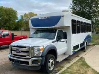 2016 ford f550 bus 25 passengers plus 2 wheelchair places 8,000 miles