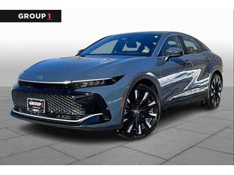 used 2025 toyota crown platinum