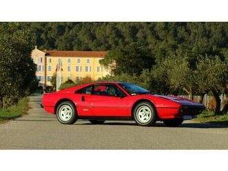 1985 ferrari 308 rouge manuel, 5 vitesses conduite à gauc...