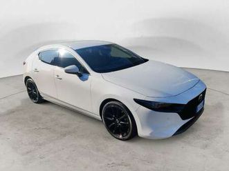 mazda3 e-skyactiv-x m hybrid centre line + design