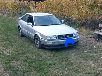 macchina d'epoca audi coupe quattro