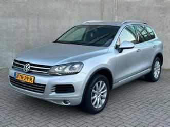 grijze nette volkswagen touareg 3.6 fsi 4x4 280pk dsg/apk/ac — volkswagen — marktplaats