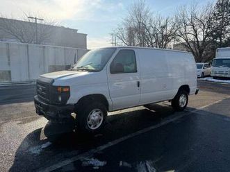 2011 ford e250 cargo van