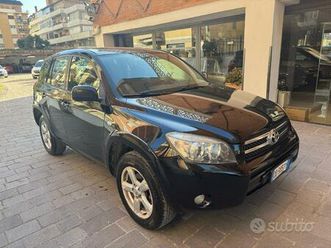toyota rav 4 2.2 d-4d 177cv luxury