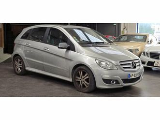 mercedes classe b 180 cdi b180 boite mecanique / toit pano ouvrant / regulateur