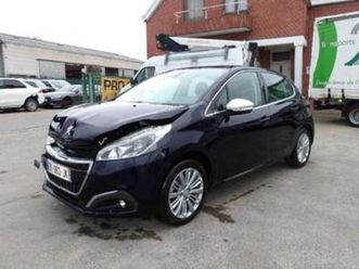 ② peugeot 208 benzine 02-17 — peugeot — 2ememain