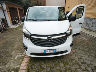 opel vivaro 68000 km