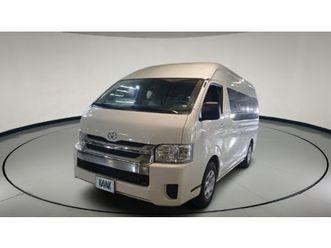 toyota hiace 2.7 15 pasajeros con aa van 2019