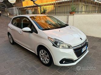 peugeot 208 puretech 82 5p active