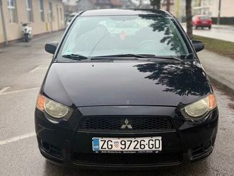 mitsubishi colt 1,1, 2009 god.