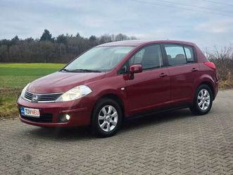 nissan tiida acenta