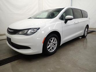 chrysler grand caravan 2023 sxt 2rm