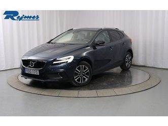volvo v40 cross country t3 adv edition