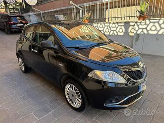 lancia ypsilon 1.3 mjt 16v 95cv s&s silver