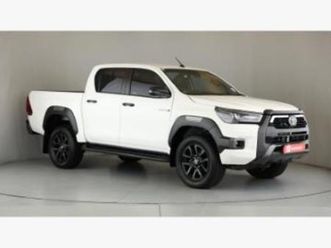 2.8gd-6 double cab 4x4 legend auto
