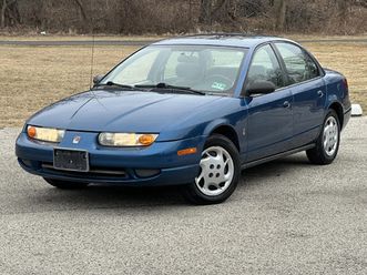 2002 saturn sl2 only 57k miles one owner clean carfax ion
