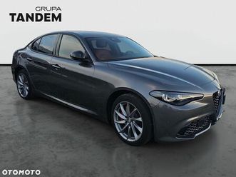 alfa romeo giulia 2.0 turbo sprint q4