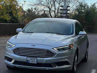 ford fusion an. 2018