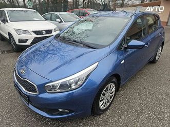 kia ceed 1.4 ex style 2.last. 6 let slo 114.926 km odlična