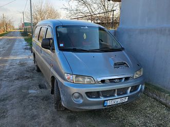 hyundai h200 an. 2003