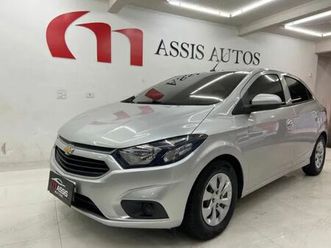 hatch lt 1.0 8v flex mec. 4p