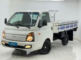 hyundai hr 2.5 tci com caçamba e 4 pneus novos