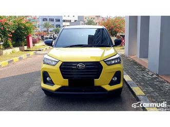 2023 daihatsu rocky 1.0 r tc (2 tone) suv kredit mdh