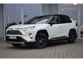 218km selection gw. 12 msc f.vat23% salonpl toyota komorniki