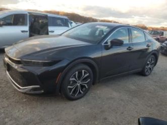 toyota crown 2.5 xle ≫ 2023 • 52 999 лв. • id